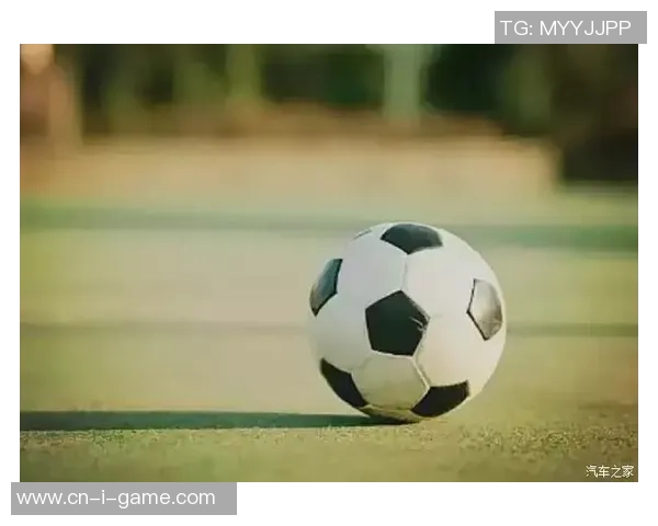 花盆里的足球梦想：一场意外的绿茵奇遇记