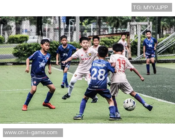 足球小子的音乐之旅探索青春与梦想的旋律与激情 足球小子的音乐之旅探索青春与梦想的旋律与激情